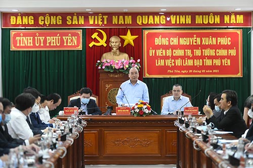 Thủ tướng Nguyễn Xuân Phúc làm việc với lãnh đạo tỉnh Phú Yên.
