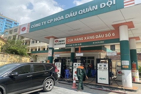 xang tang gia tu 15 gio chieu nay