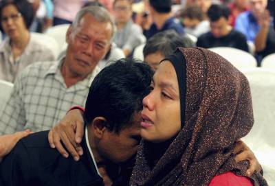 Malaysia Airline xem xét hỗ trợ tài chính thân nhân máy bay mất tích