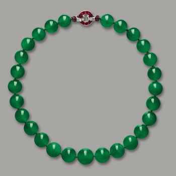 7. Vòng cổ Hutton-Mpani Jadeite – 27,4 triệu USD