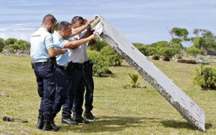 Vụ máy bay MH370 mất tích: Mozambique sẽ trao mảnh vỡ máy bay vừa tìm thấy cho Malaysia