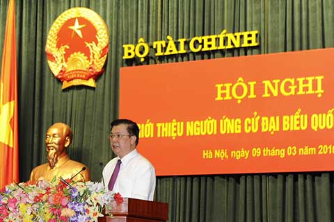 100% cử tri Bộ Tài chính đề cử Bộ trưởng Đinh Tiến Dũng ứng cử ĐBQH khóa XIV