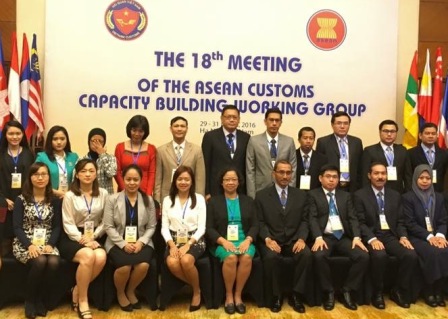 Nâng chất lượng nguồn nhân lực Hải quan các nước ASEAN