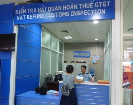 Hải quan Cam Ranh: Làm thủ tục cho số chuyến bay tăng hơn 70%