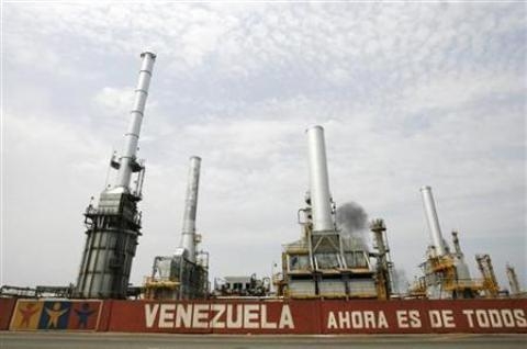 venezuela bat dau cat giam san luong dau mo