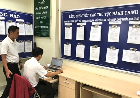 Khuyến khích doanh nghiệp thanh toán thuế và lệ phí hải quan bằng chuyển khoản