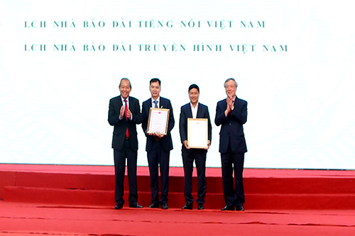 hội báo xuân 2019