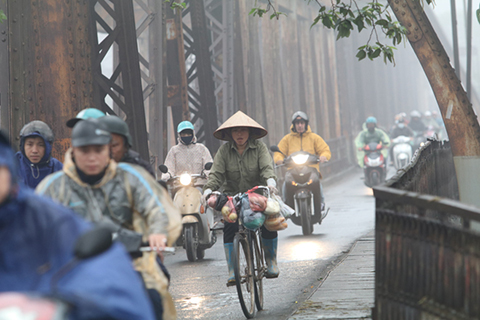 Bắc Bộ có sương mù nhẹ, Nam Bộ có nơi nắng nóng