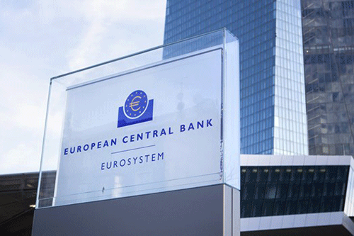 ECB thông qua gói kích thích kinh tế trị giá 120 tỷ Euro