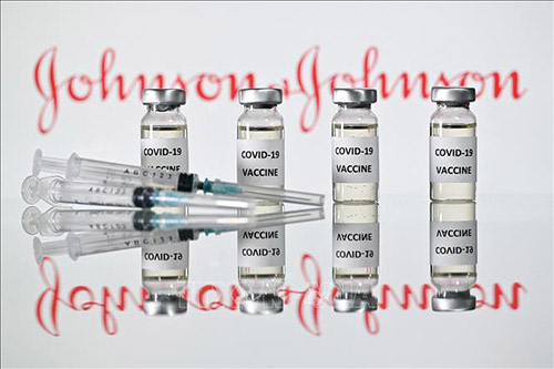 Hình ảnh mô phỏng vaccine ngừa COVID-19 của Johnson &amp; Johnson.