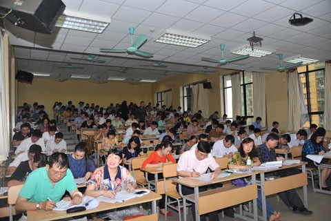 ha noi to chuc kiem tra kien thuc chuyen nganh cong chuc thue