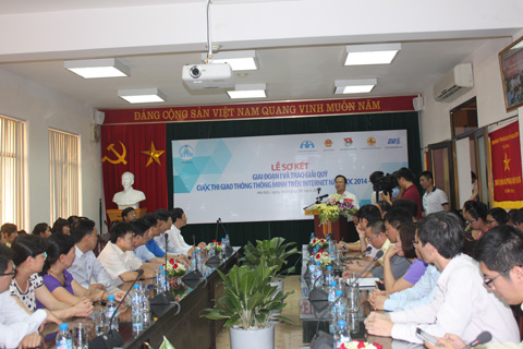 Hơn 6 triệu lượt dự thi giao thông thông minh trên Internet