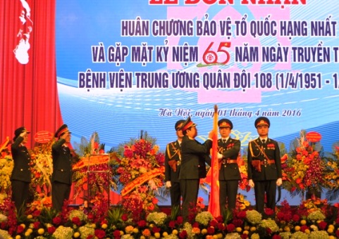 Bệnh viện 108 đón nhận Huân chương Bảo vệ Tổ quốc hạng Nhất