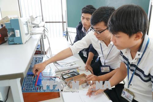 Một số chính sách mới có hiệu lực từ tháng 4/2018