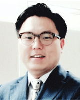 Luật sư Choi Ji Ung