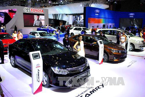 Doanh số bán hàng thị trường ô tô tăng 70% trong tháng 3.
