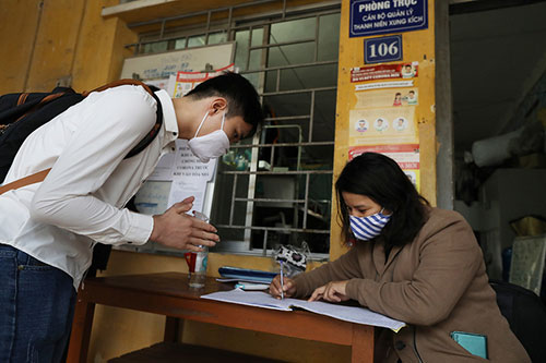 Nhiều trường đại học giảm học phí cho sinh viên