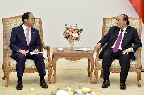 Thủ tướng Nguyễn Xuân Phúc và Đại sứ Hàn Quốc tại Việt Nam Park No Wan