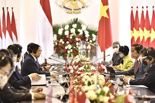 Tổng thống Indonesia Joko Widodo đóp tiếp và hội đàm