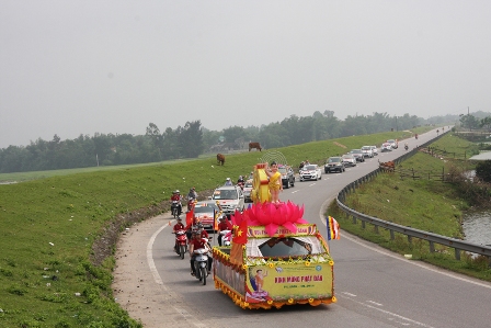 Bảo đảm an toàn giao thông trong Đại lễ Phật Đản 2014