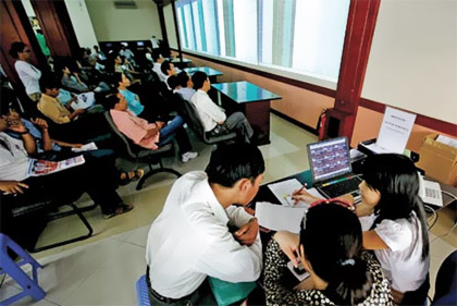 Chứng khoán tuần&#58; Ranh giới mong manh