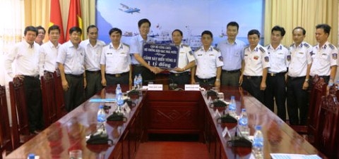 kho bac nha nuoc trao tang 1 ty dong cho canh sat bien vung 2