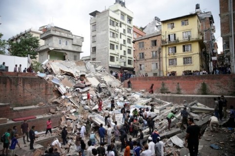 Nepal tiếp tục hứng chịu động đất 7,4 độ richter