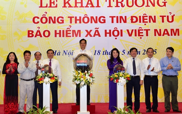 thu tuong nguyen tan dung can uu tien ung dung cong nghe tien tien cho nganh bhxh