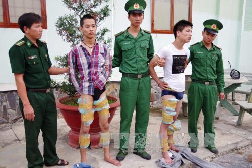 tay ninh bat 3 doi tuong van chuyen tang tru trai phep khoang 21 kg ma tuy tong hop