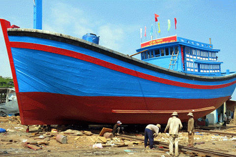 khanh hoa ho tro ngu dan khai thac hai san xa bo