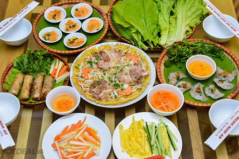 m&oacute;n huế