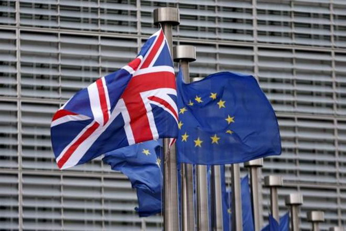 Vấn đề Brexit: Các tập đoàn châu Âu cảnh báo không đầu tư vào Anh