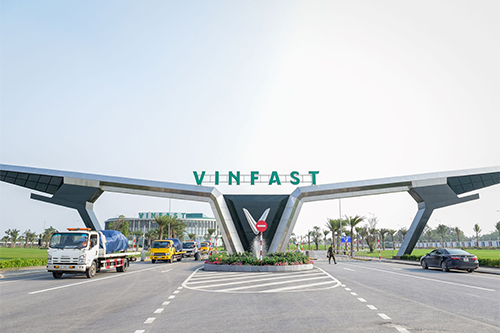 Vingroup sẽ cung cấp dịch vụ xe buýt điện