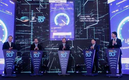 viettel thuc hien cuoc goi 5g dau tien tai viet nam