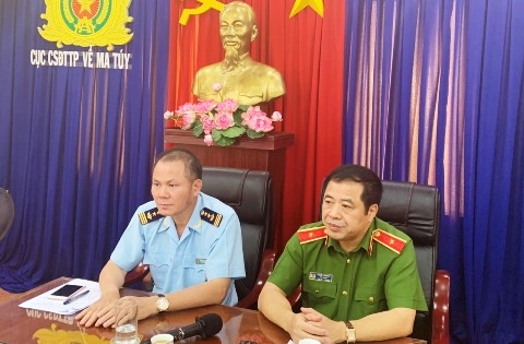 tp ho chi minh phat hien bat giu vu buon lau gan 500 can ma tuy cuc manh