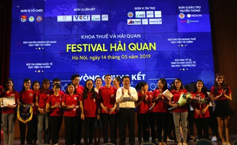 Thiết thực và sinh động cuộc thi tìm hiểu về hải quan 2019