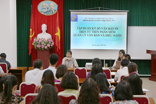 Bộ Tài chính: Cục Tin học và Thống kê tài chính tiên phong triển khai chữ ký số với văn bản đi