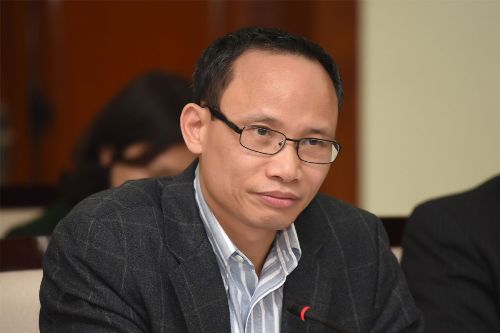 cấn văn lực