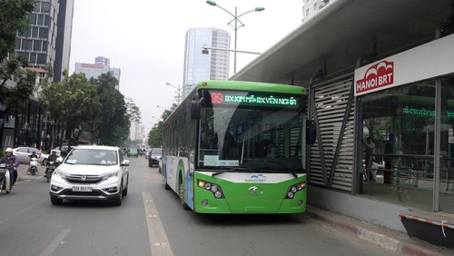 Lái xe, nhân viên phục vụ xe buýt thường và BRT được tăng lương