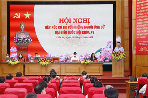 Chủ tịch Quốc hội Vương Đình Huệ trình bày chương trình hành động tại Hội nghị