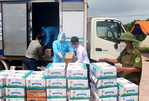 Vinamilk hỗ trợ hơn 2 triệu sản phẩm dinh dưỡng để chống Covid-19