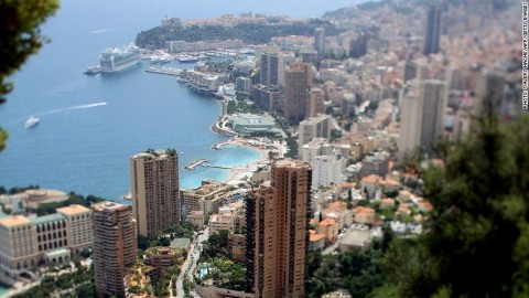 Công quốc Monaco có 1/3 dân số là triệu phú