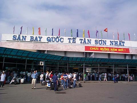 6 chuyến bay phải chờ do nhiễu tần số tại sân bay Tân Sơn Nhất