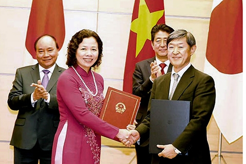 viet nam vay hon 15 ty usd tu nhat ban