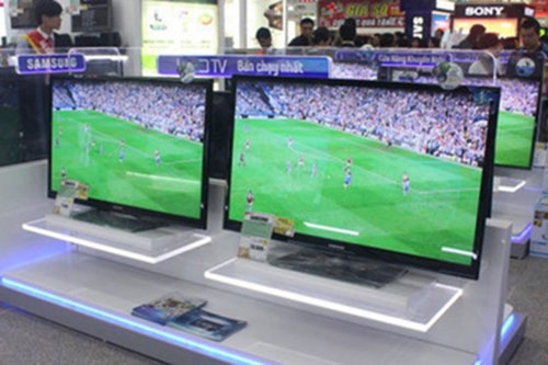 Giảm giá "khủng" ti vi trước thềm World Cup 2018