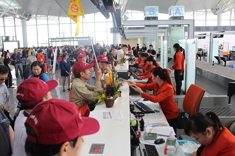 Gia đình bay Jetstar Pacific mua 4 hoàn tiền 1 vé trên 2 đường bay mới
