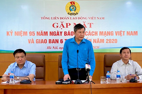 Đẩy mạnh tuyên truyền hoạt động các cấp công đoàn góp ý vào dự thảo Văn kiện Đại hội