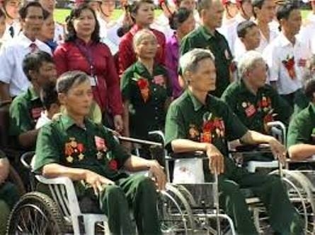 Dành hơn 330 tỷ đồng tặng quà cho người có công dịp 27/7