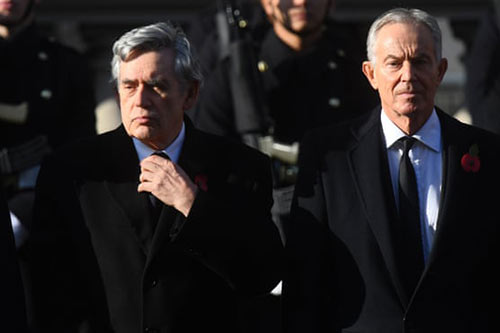 Hai cựu Thủ tướng Anh Gordon Brown (trái) và Tony Blair