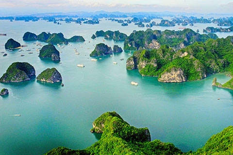 Miễn phí tham quan vịnh Hạ Long, Yên Tử đến hết năm
